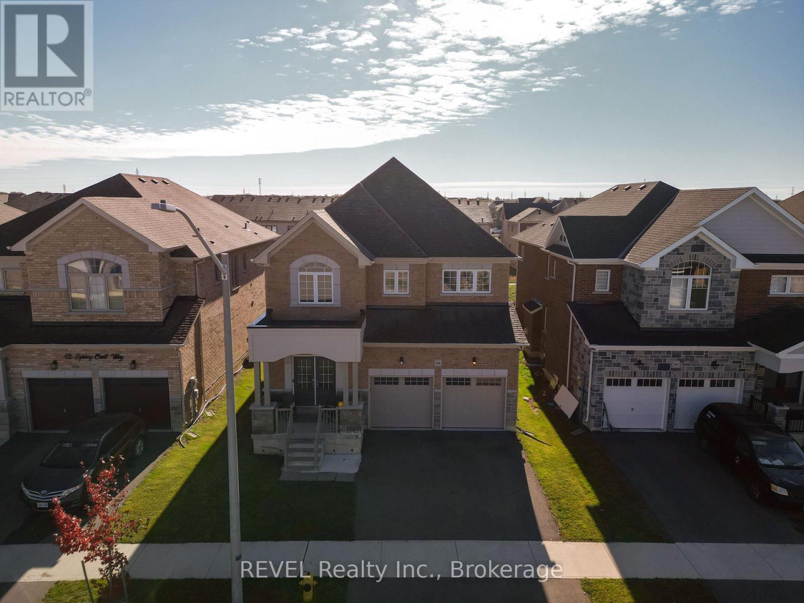 44 Spring Crest Way, Thorold, Ontario L2V 0J8 - Photo 37 - X12505606