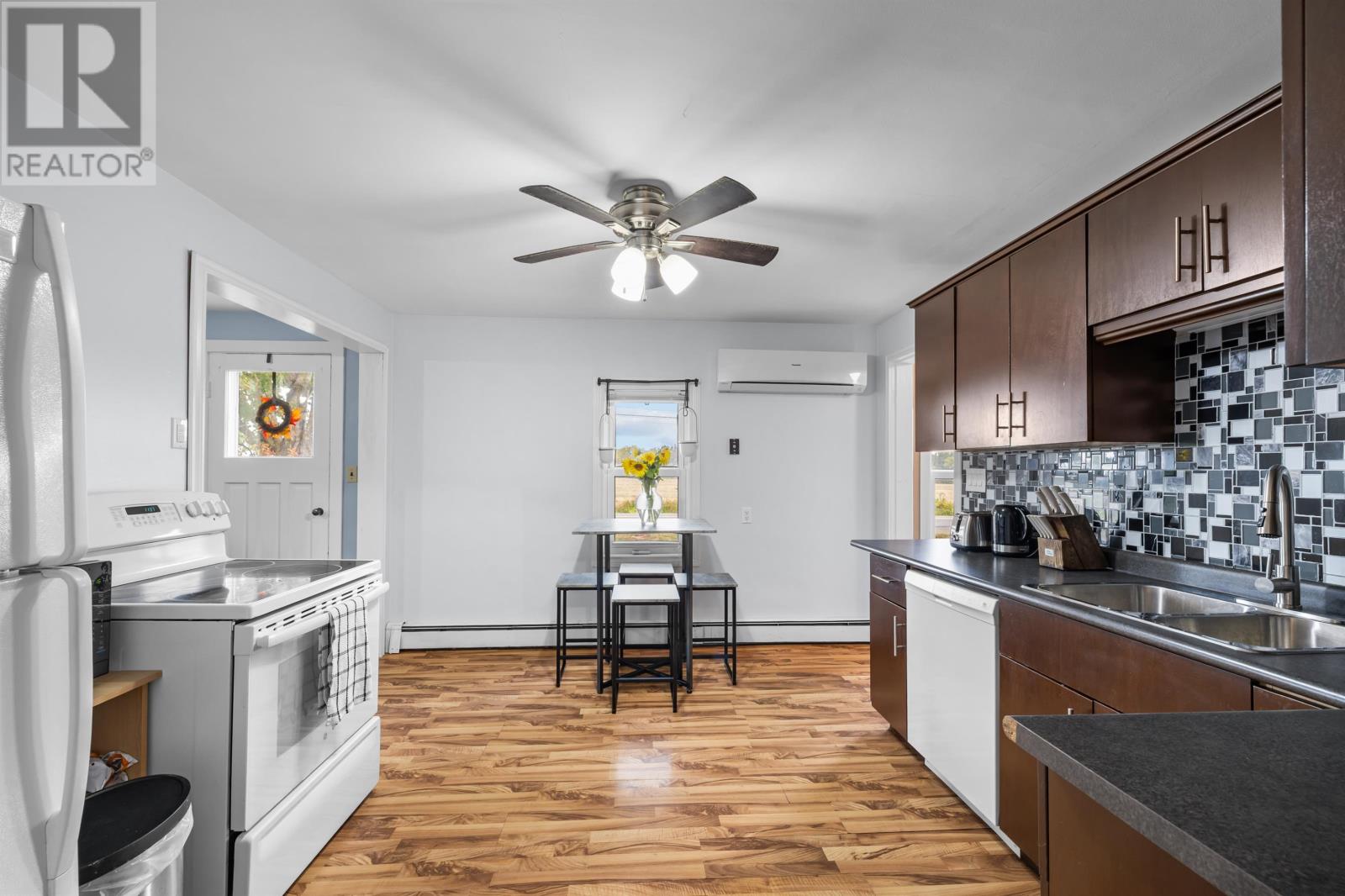 15341 Northside Road, St. Peters Bay, Prince Edward Island  C0A 2A0 - Photo 7 - 202524977