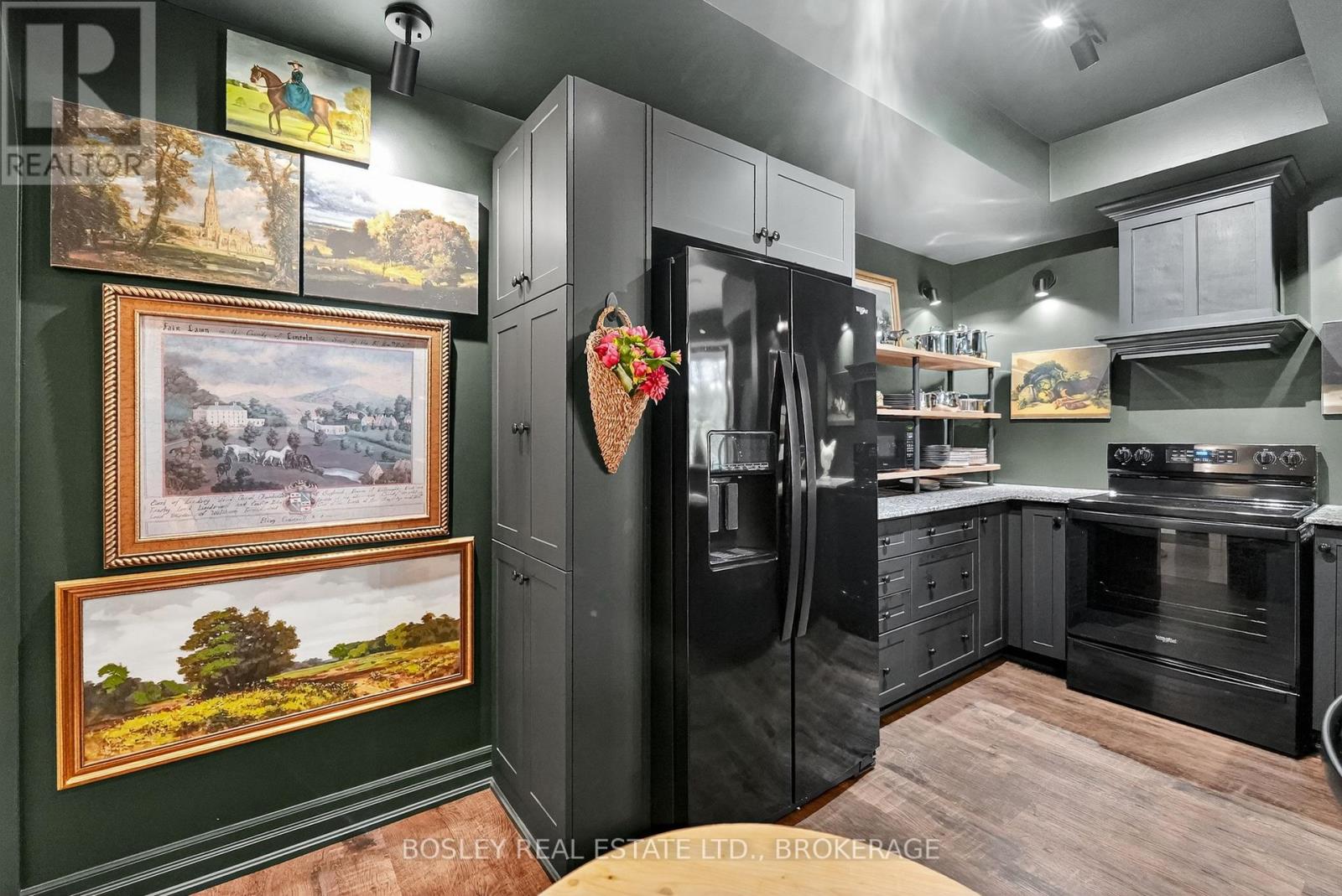 205 - 225 Ricardo Street, Niagara-On-The-Lake, Ontario L0S 1J0 - Photo 18 - X12506248