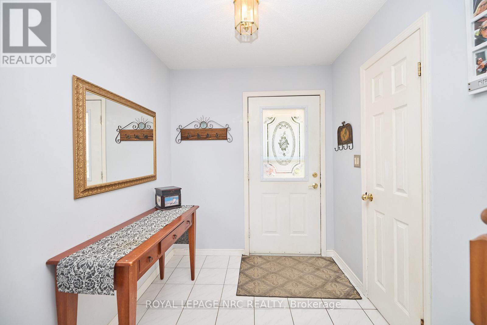 38 Culligan Crescent, Thorold, Ontario  L2V 4P1 - Photo 5 - X12506288