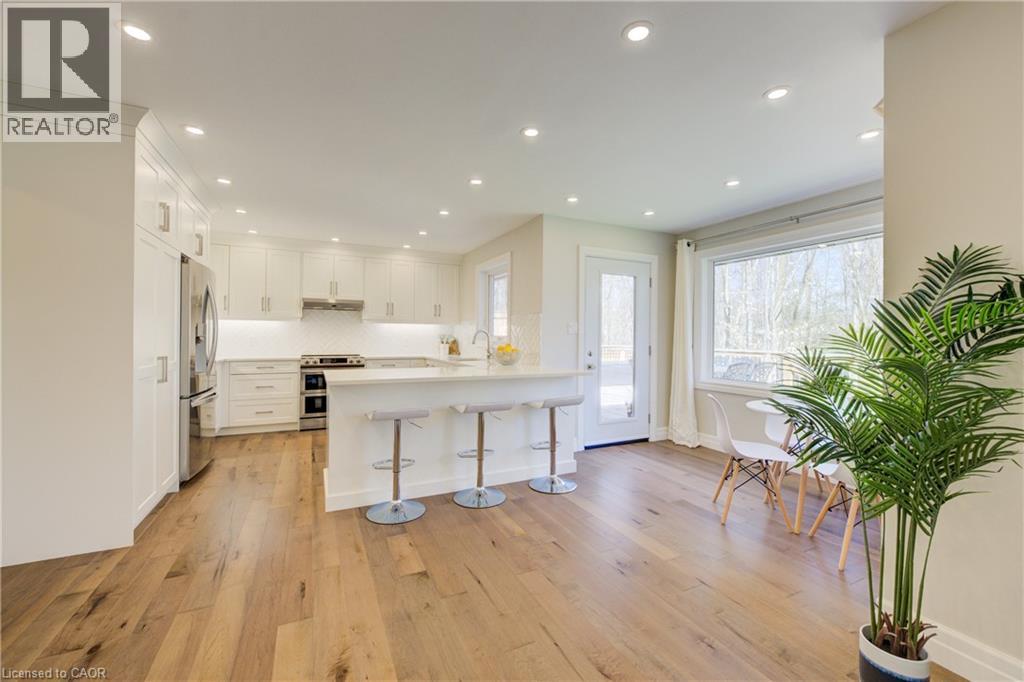 439 Northlake Drive, Waterloo, Ontario  N2V 1Y6 - Photo 11 - 40781144