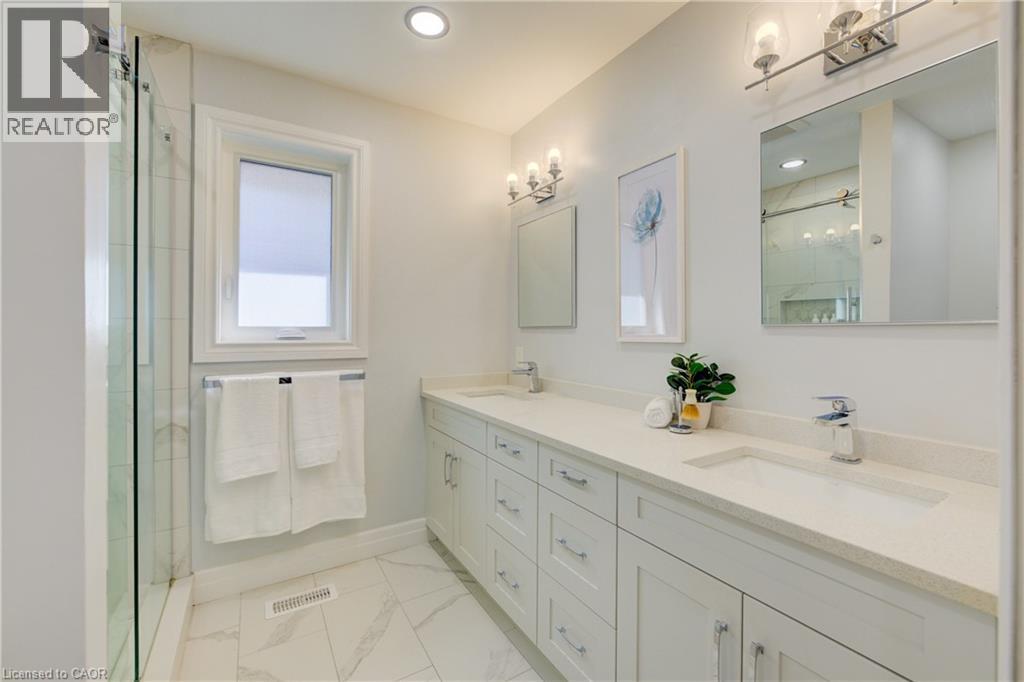 439 Northlake Drive, Waterloo, Ontario  N2V 1Y6 - Photo 19 - 40781144