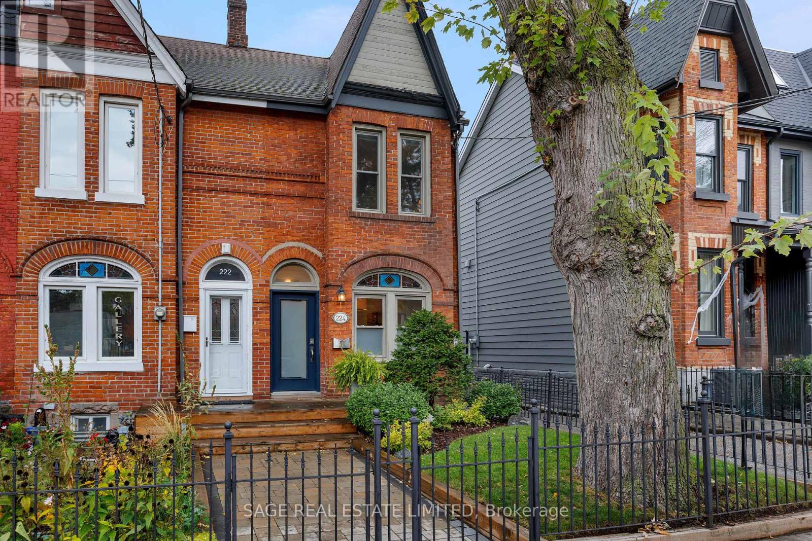 224 LISGAR STREET, Toronto, Ontario