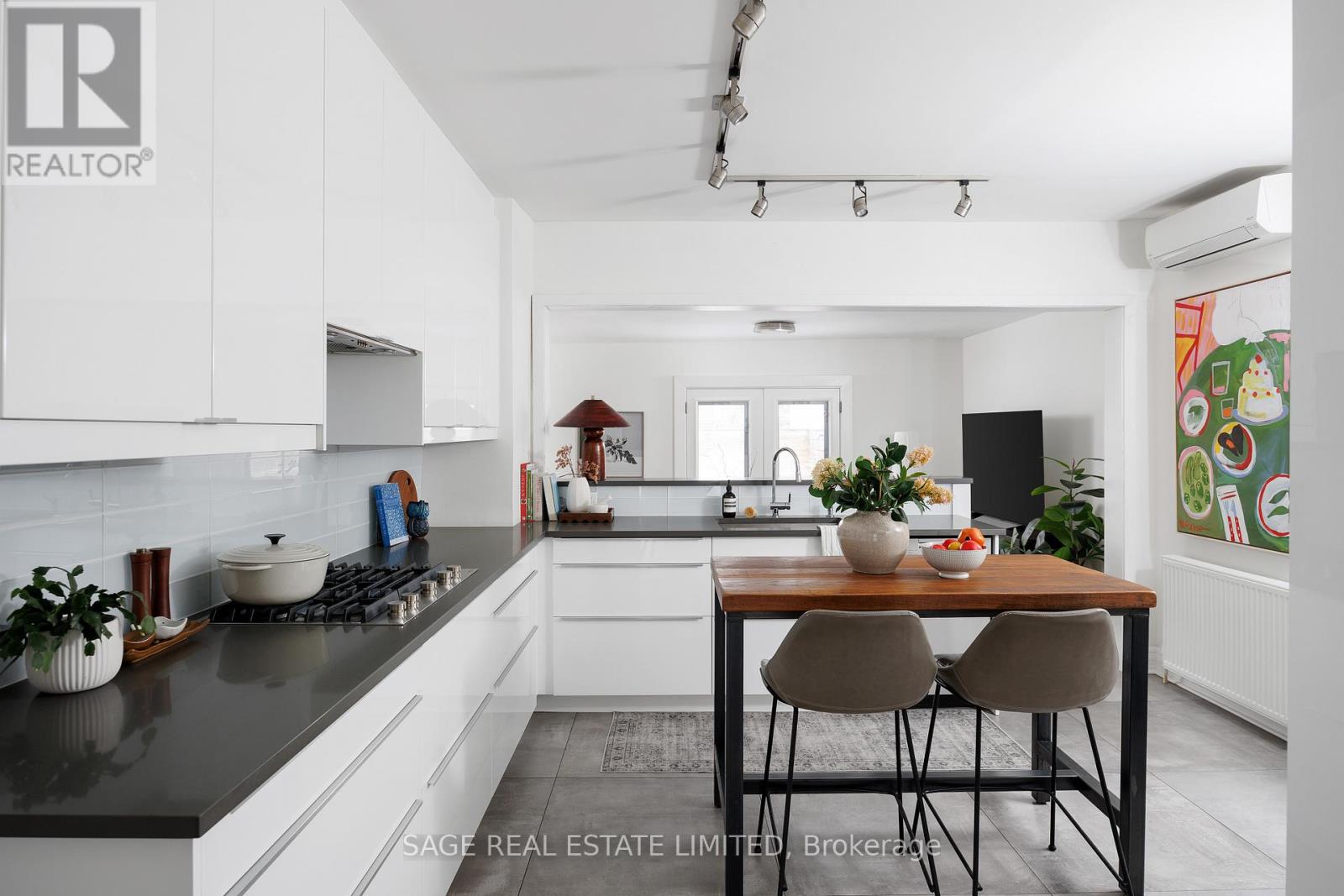 224 Lisgar Street, Toronto, Ontario  M6J 3G7 - Photo 9 - C12506268