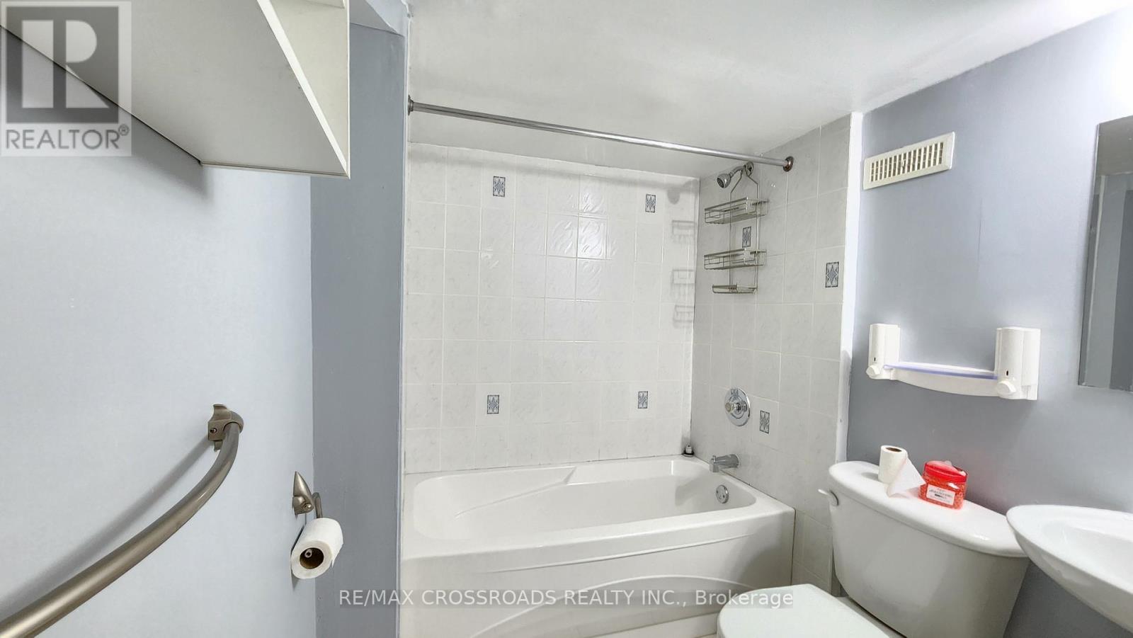 Bsmt - 2145 Theoden Court, Pickering, Ontario  L1X 1Z9 - Photo 21 - E12506274