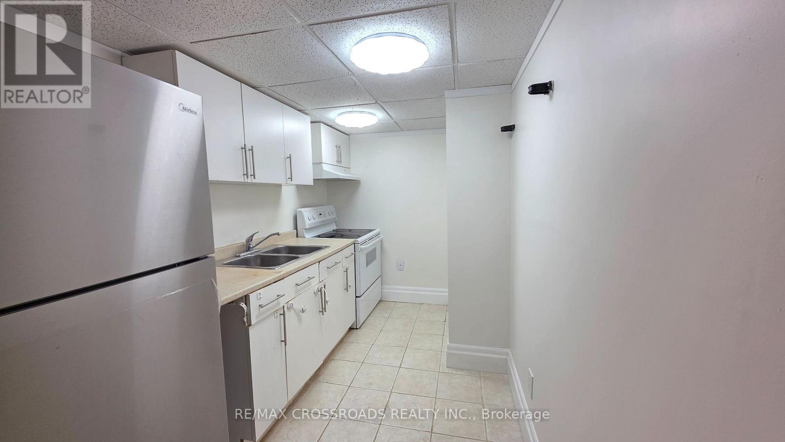 Bsmt - 2145 Theoden Court, Pickering, Ontario  L1X 1Z9 - Photo 29 - E12506274