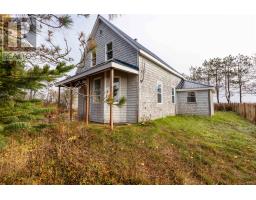 842 Strathcona Road, Strathcona, Ca