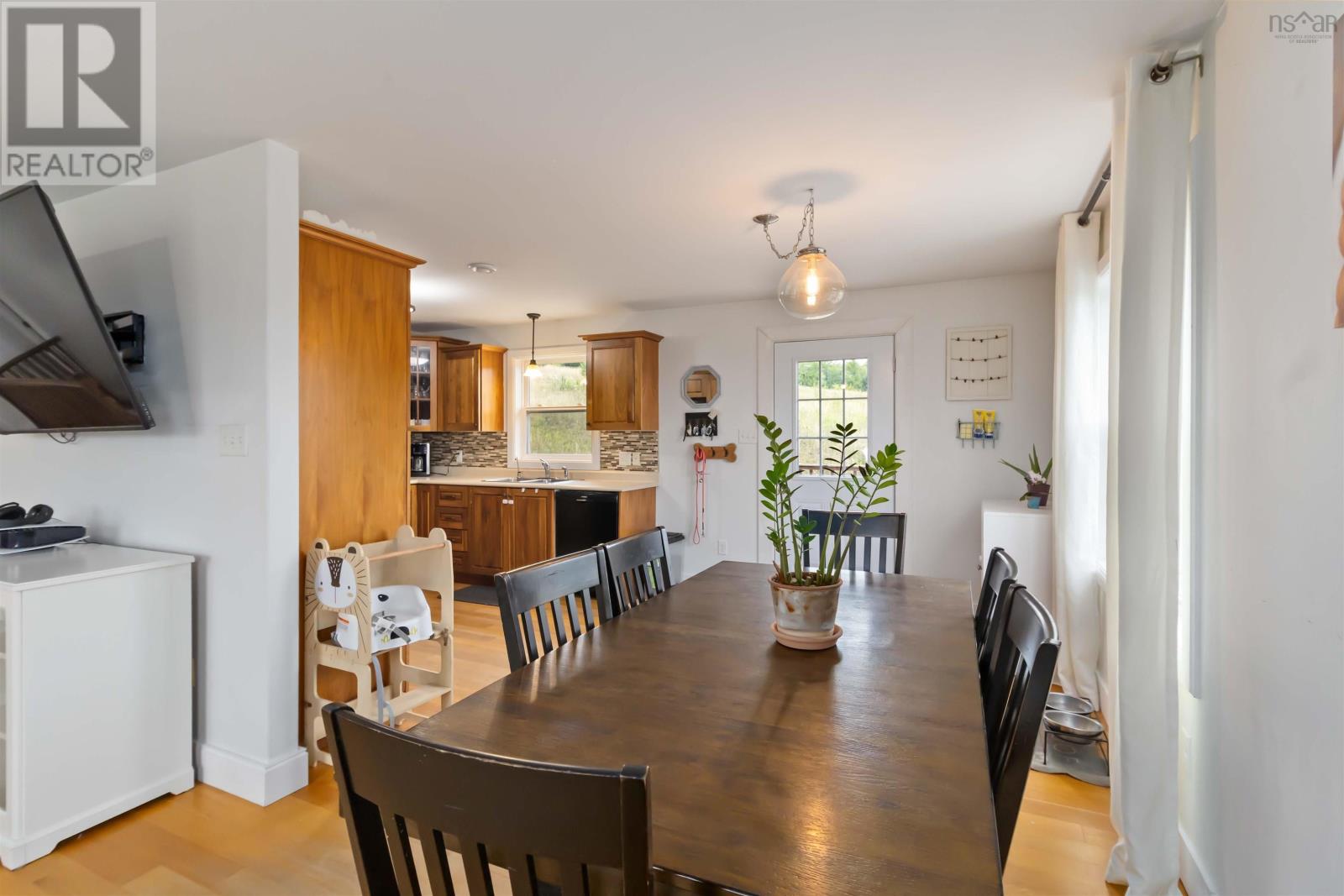 413 East Uniacke Road, Mount Uniacke, Nova Scotia  B0N 1Z0 - Photo 7 - 202519430