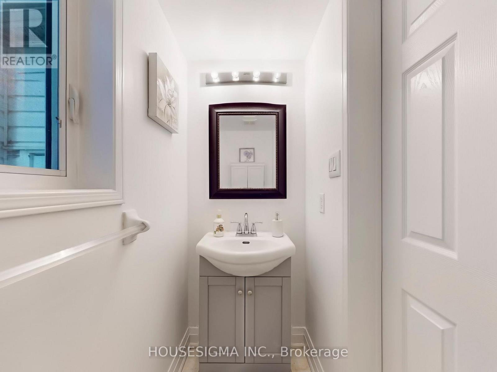 226 Canada Drive, Vaughan, Ontario  L4H 0K2 - Photo 11 - N12506270