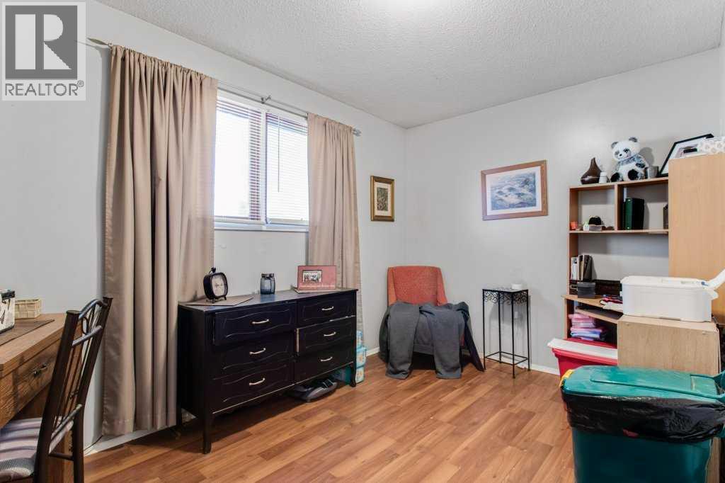 4638 50 Avenue, Bentley, Alberta  T0C 0J0 - Photo 12 - A2265263