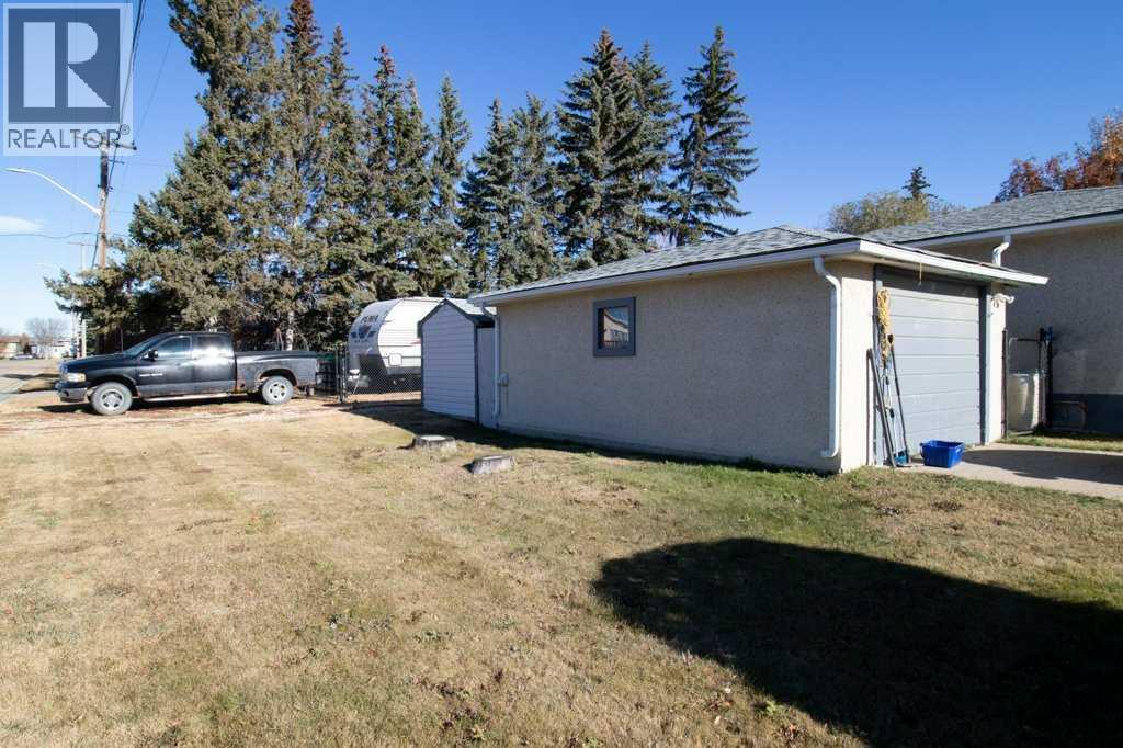 4638 50 Avenue, Bentley, Alberta  T0C 0J0 - Photo 25 - A2265263