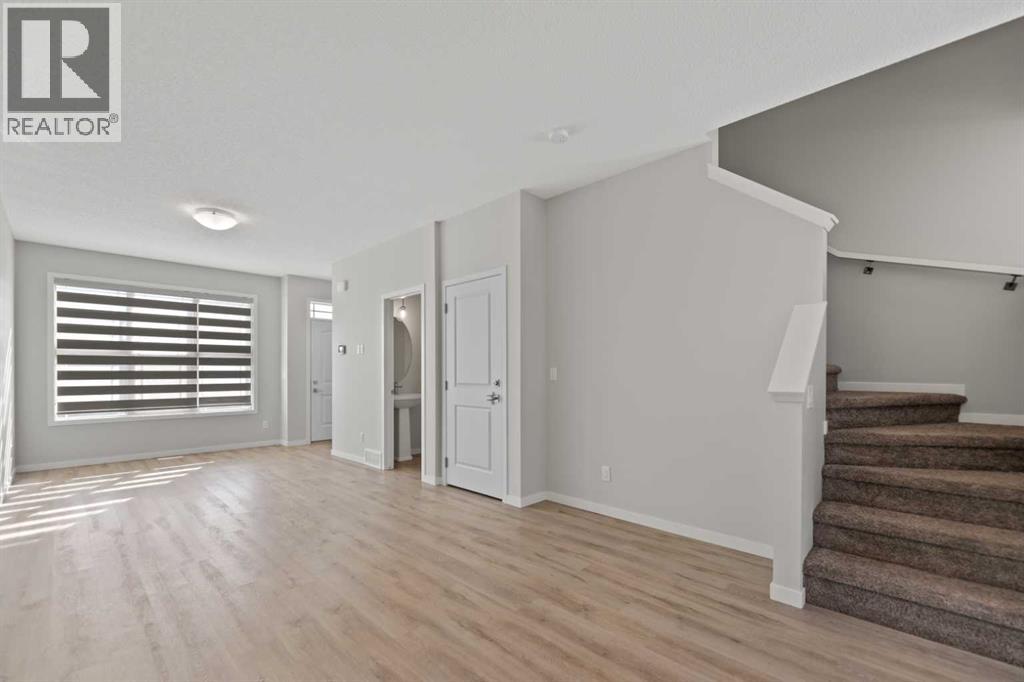 281 Creekside Boulevard Sw, Calgary, Alberta  T2X 4X9 - Photo 6 - A2267008