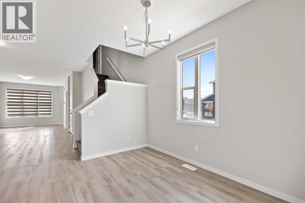 281 Creekside Boulevard Sw, Calgary, Alberta  T2X 4X9 - Photo 10 - A2267008