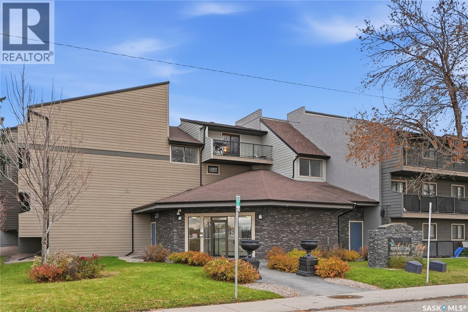 303 2233 St Henry Avenue, Saskatoon, Saskatchewan  S7M 5K6 - Photo 2 - SK022194