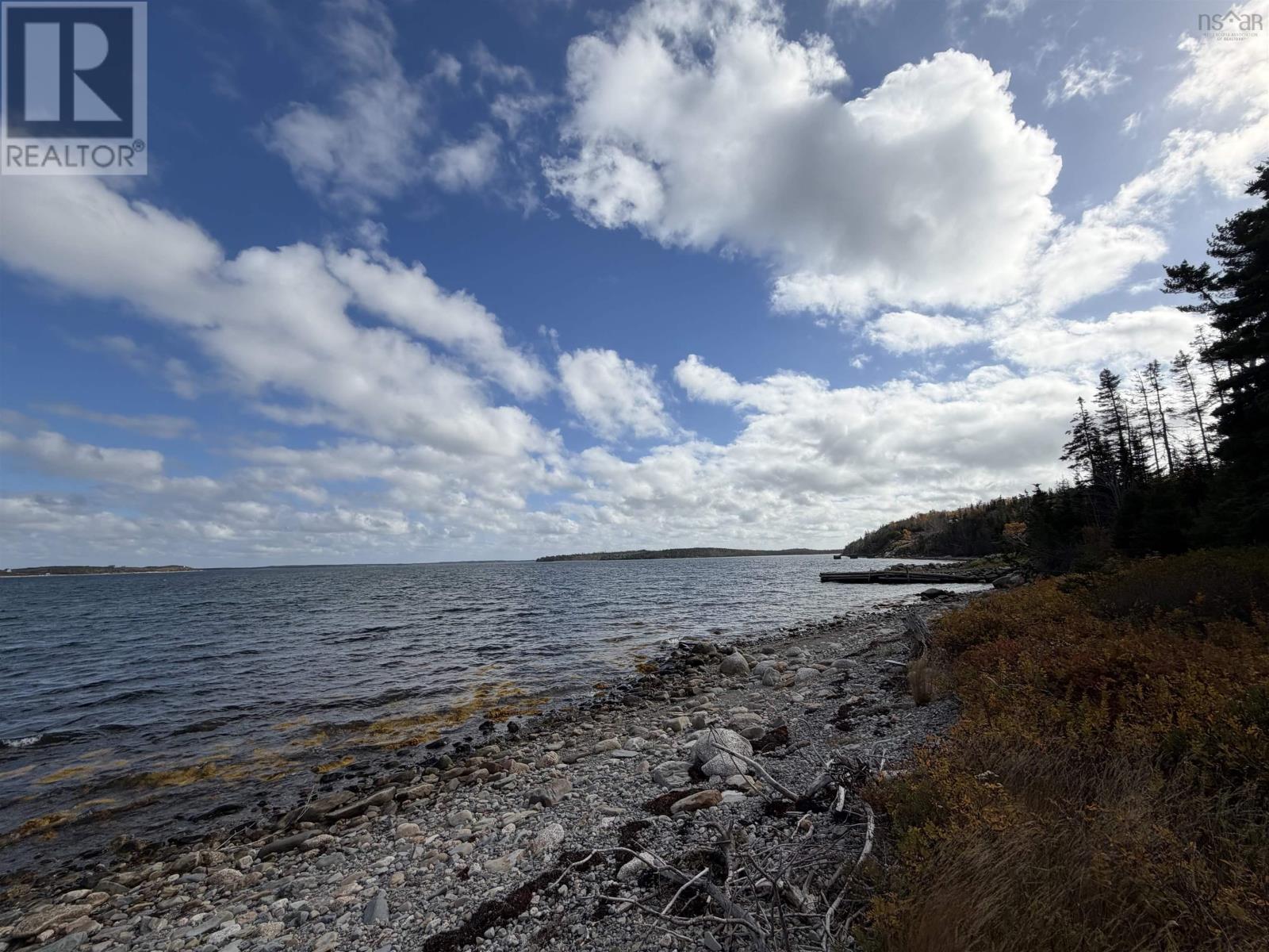 18726 Highway 7, Popes Harbour, Nova Scotia  B0J 3H0 - Photo 15 - 202526987