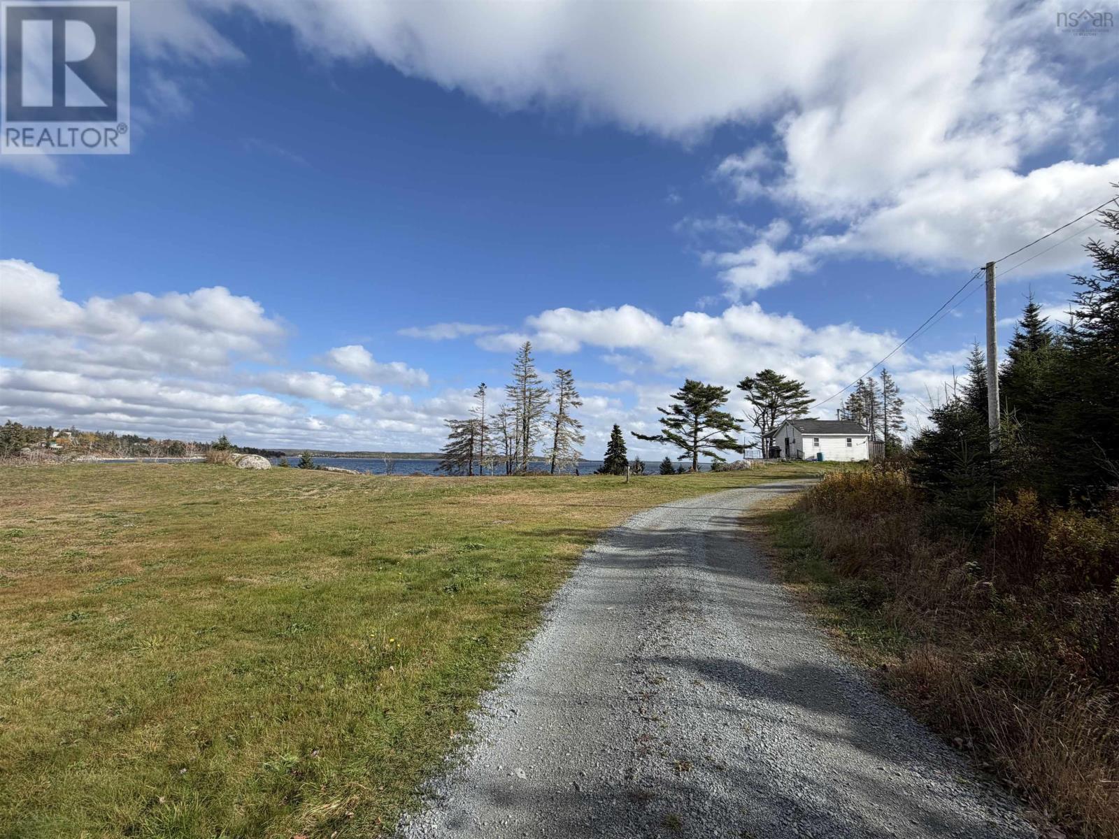 18726 Highway 7, Popes Harbour, Nova Scotia  B0J 3H0 - Photo 4 - 202526987