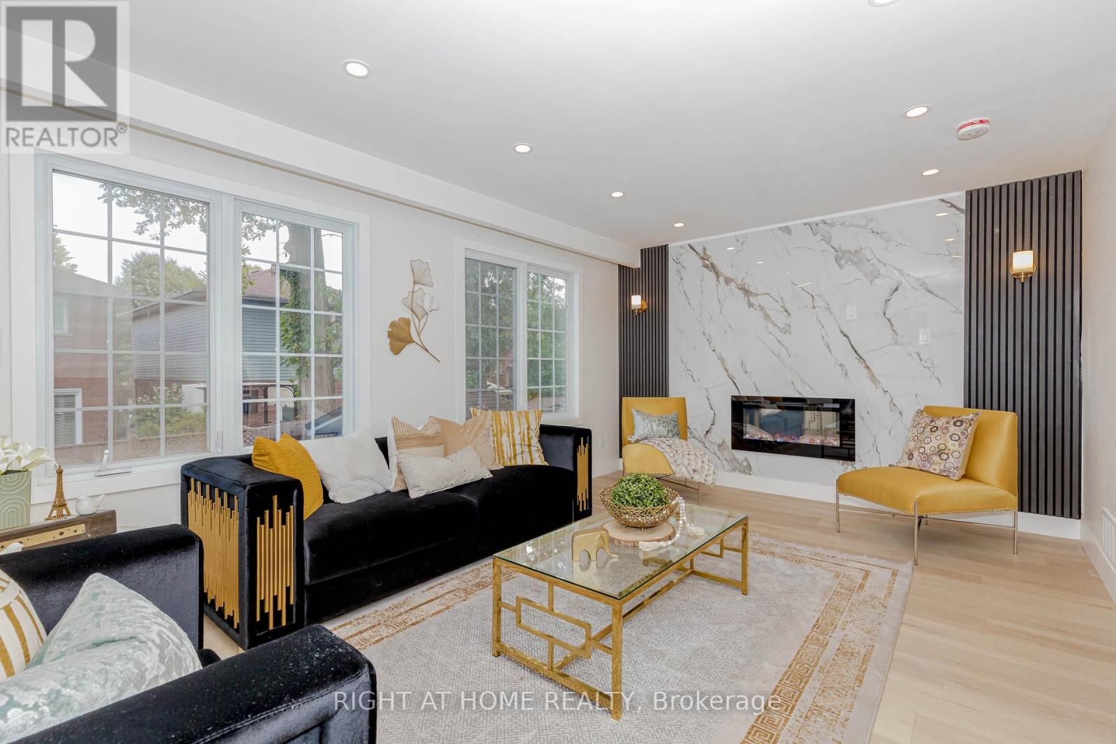 6 BRYANT COURT, Brampton, Ontario