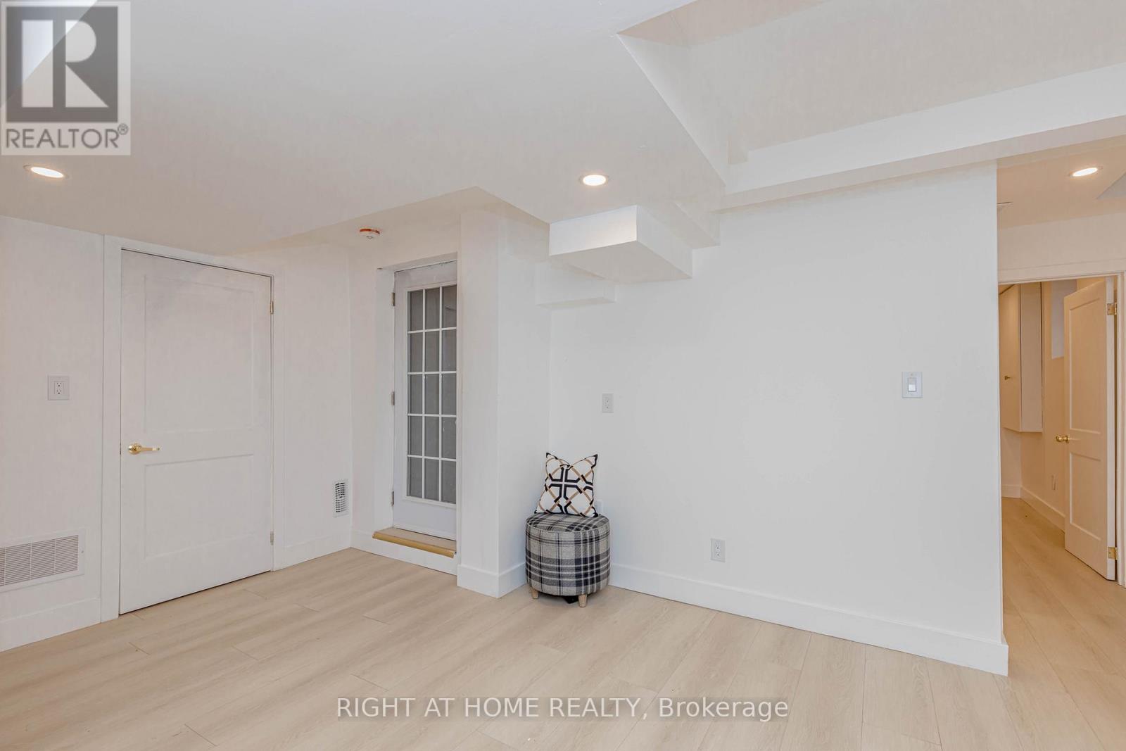 6 Bryant Court, Brampton, Ontario  L6X 2T1 - Photo 41 - W12506244