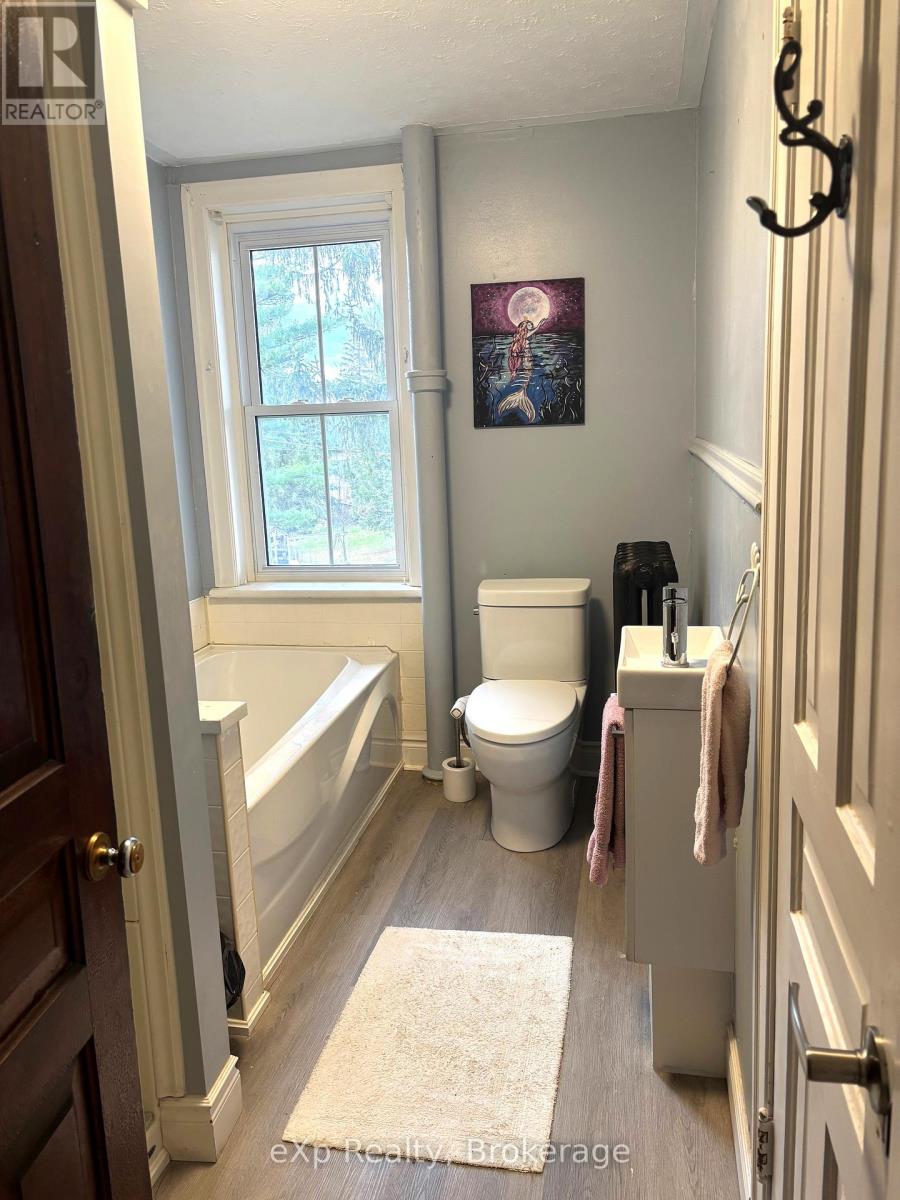 16 Peter Street S, South Bruce, Ontario  N0G 2J0 - Photo 41 - X12506334