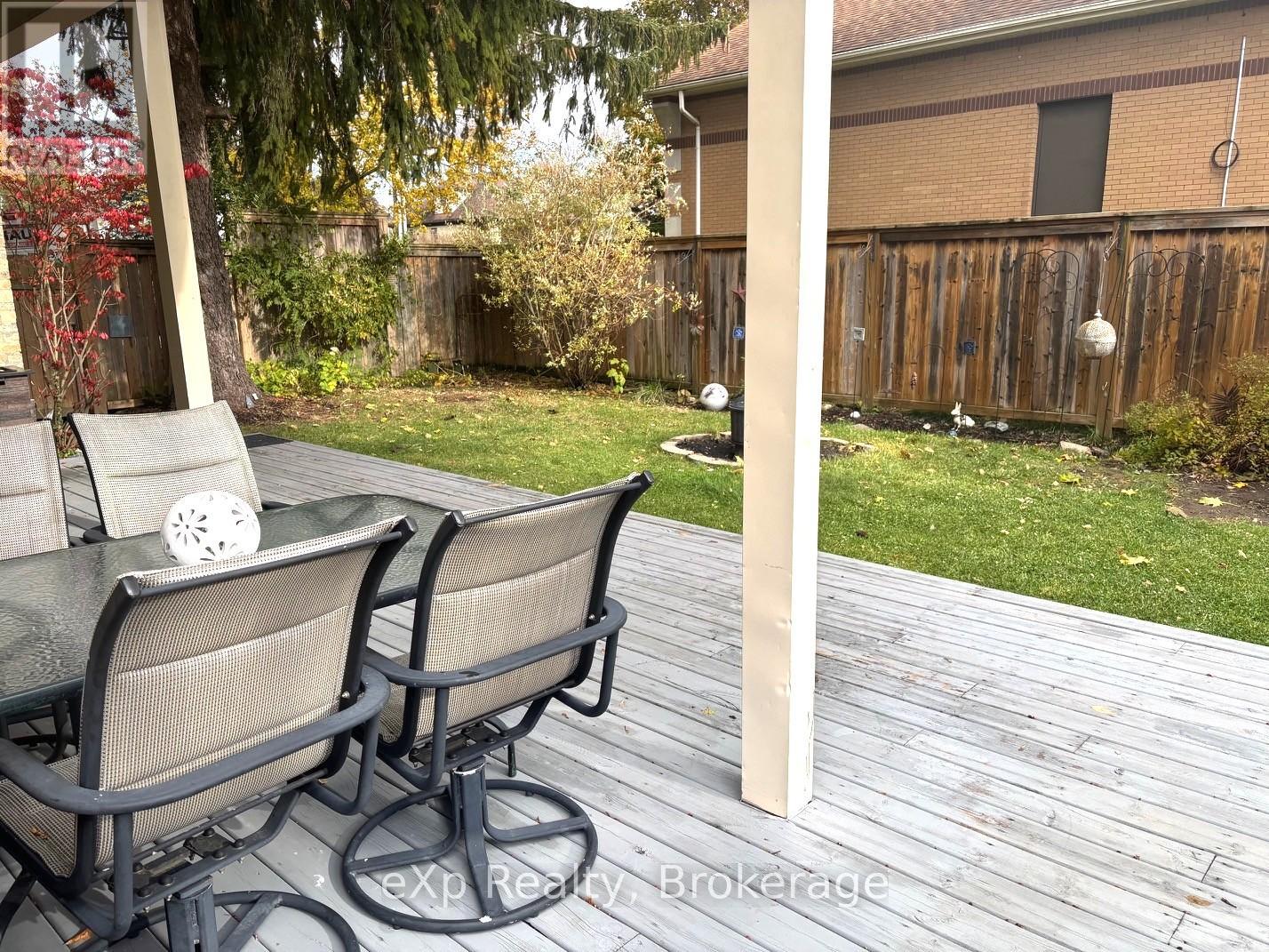 16 Peter Street S, South Bruce, Ontario  N0G 2J0 - Photo 8 - X12506334