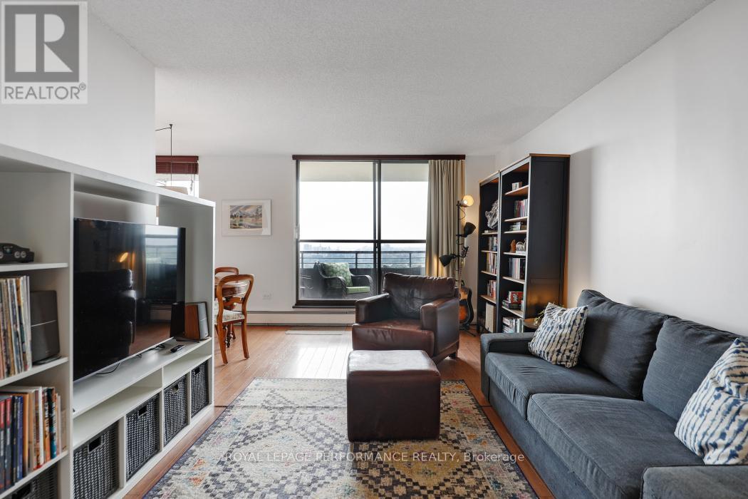 2302 - 505 St Laurent Boulevard, Ottawa, Ontario  K1K 3X4 - Photo 10 - X12506336