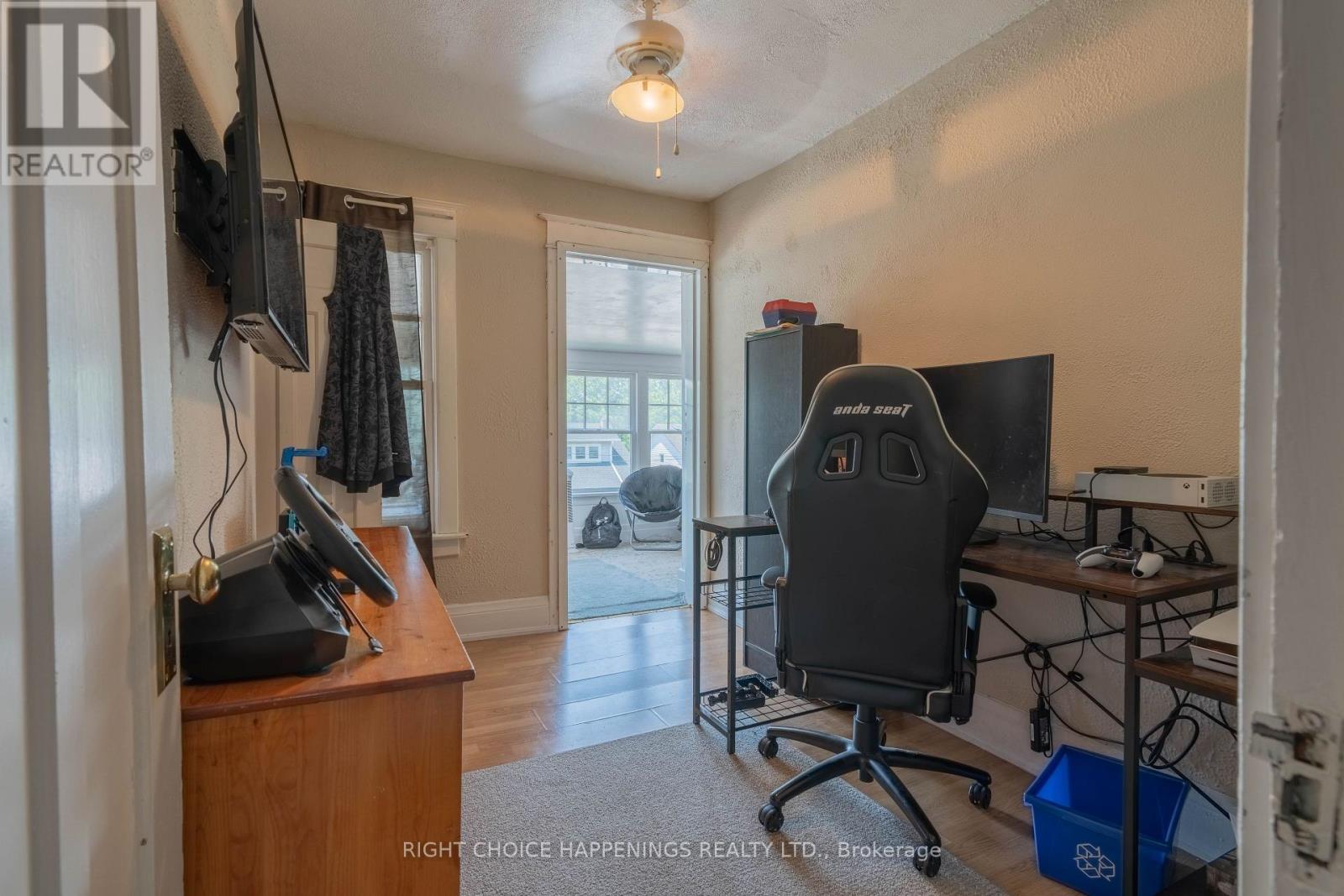 28 Margery Road, Welland, Ontario  L3B 2P6 - Photo 15 - X12506316