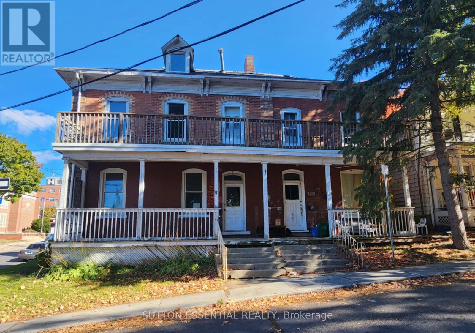 109-111 Orchard Street, Brockville, Ontario  K6V 2J9 - Photo 1 - X12506306