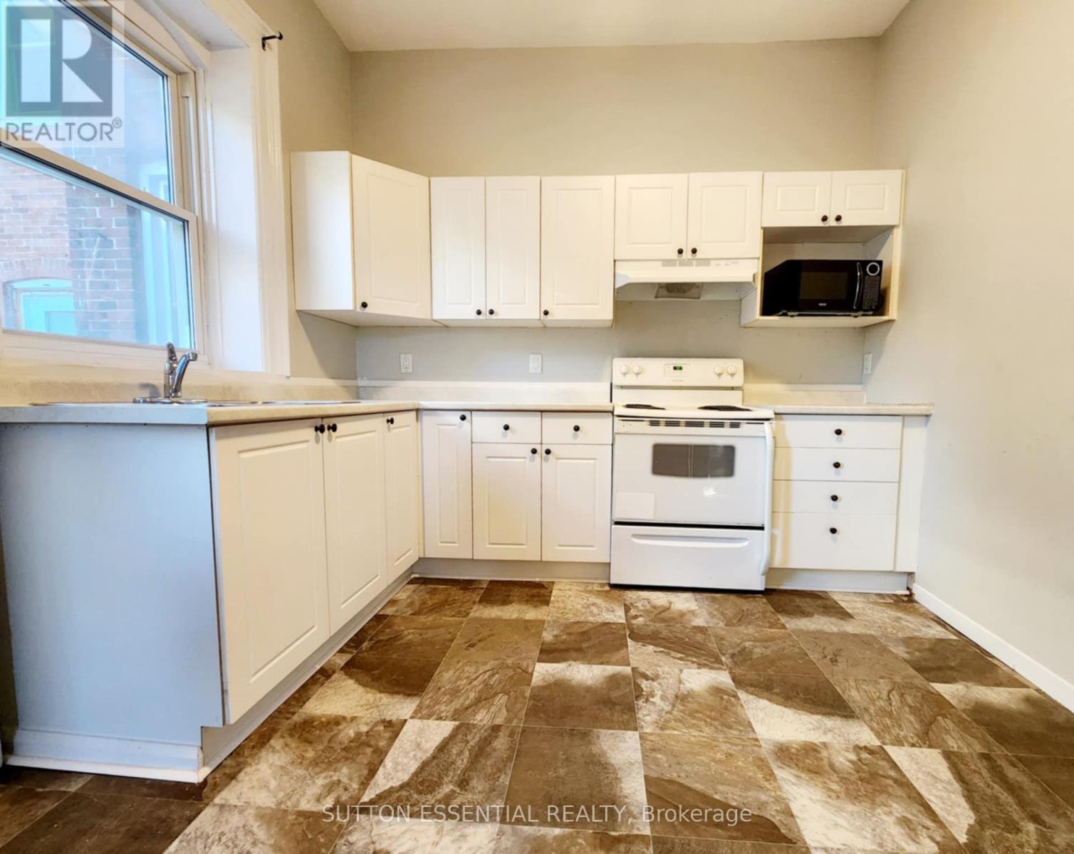 109-111 Orchard Street, Brockville, Ontario  K6V 2J9 - Photo 10 - X12506306