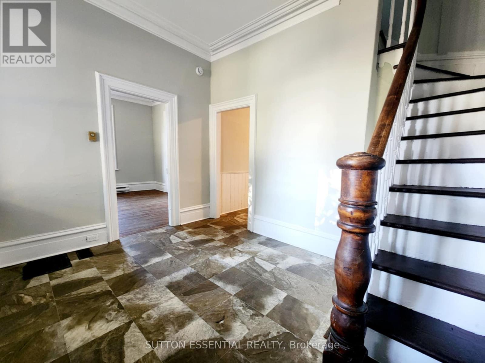 109-111 Orchard Street, Brockville, Ontario  K6V 2J9 - Photo 4 - X12506306