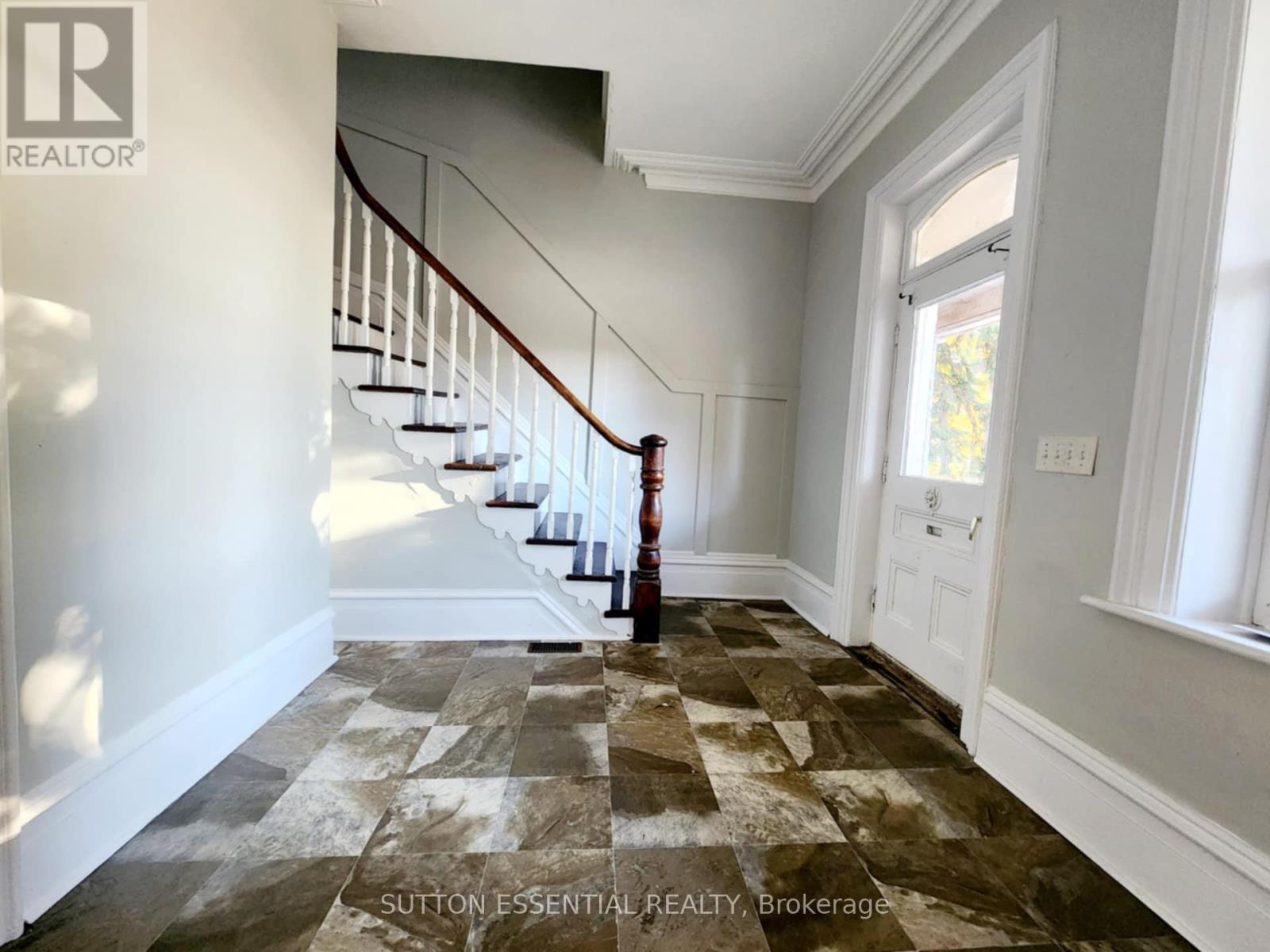 109-111 Orchard Street, Brockville, Ontario  K6V 2J9 - Photo 5 - X12506306