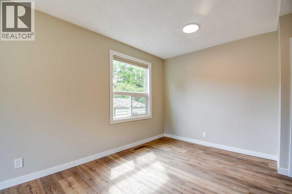 5 Mcconnell Close, Red Deer, Alberta  T4N 0J7 - Photo 6 - A2259059