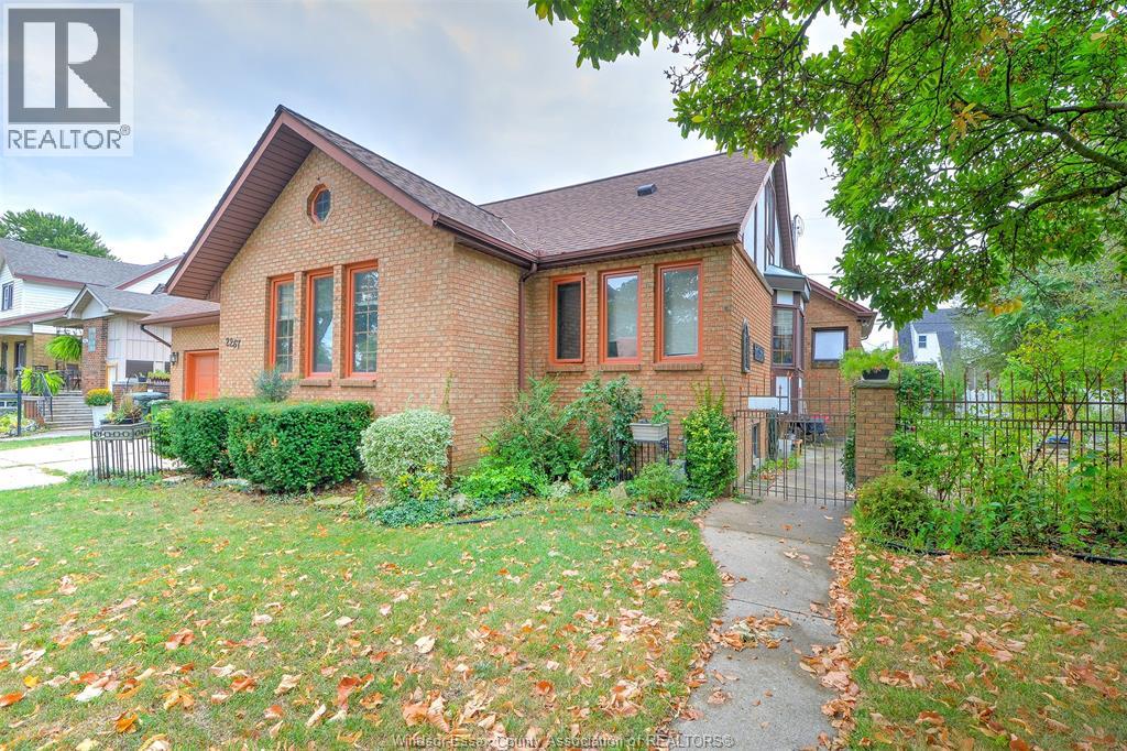 2267 Louis Avenue, Windsor, Ontario N8X 4C2 - Photo 3 - 25027906