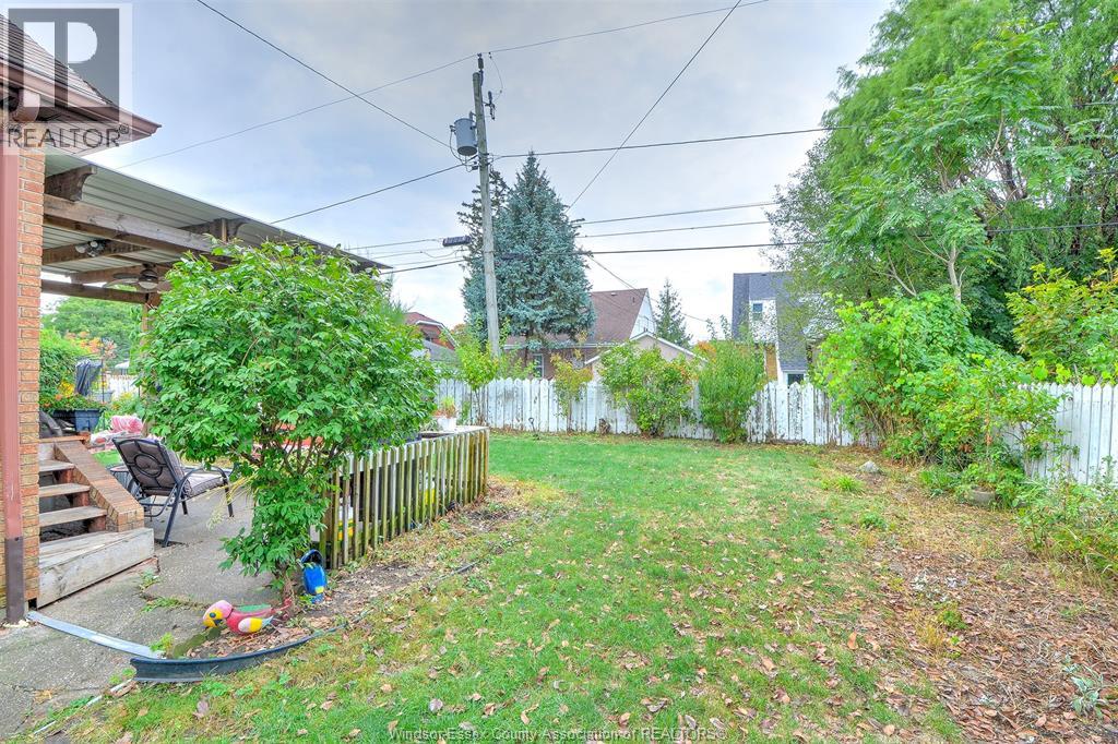 2267 Louis Avenue, Windsor, Ontario N8X 4C2 - Photo 33 - 25027906