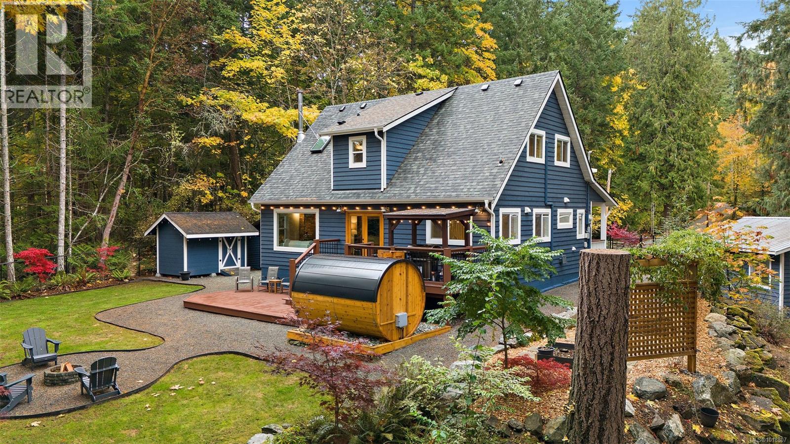 1409 Hillgrove Rd, North Saanich, British Columbia