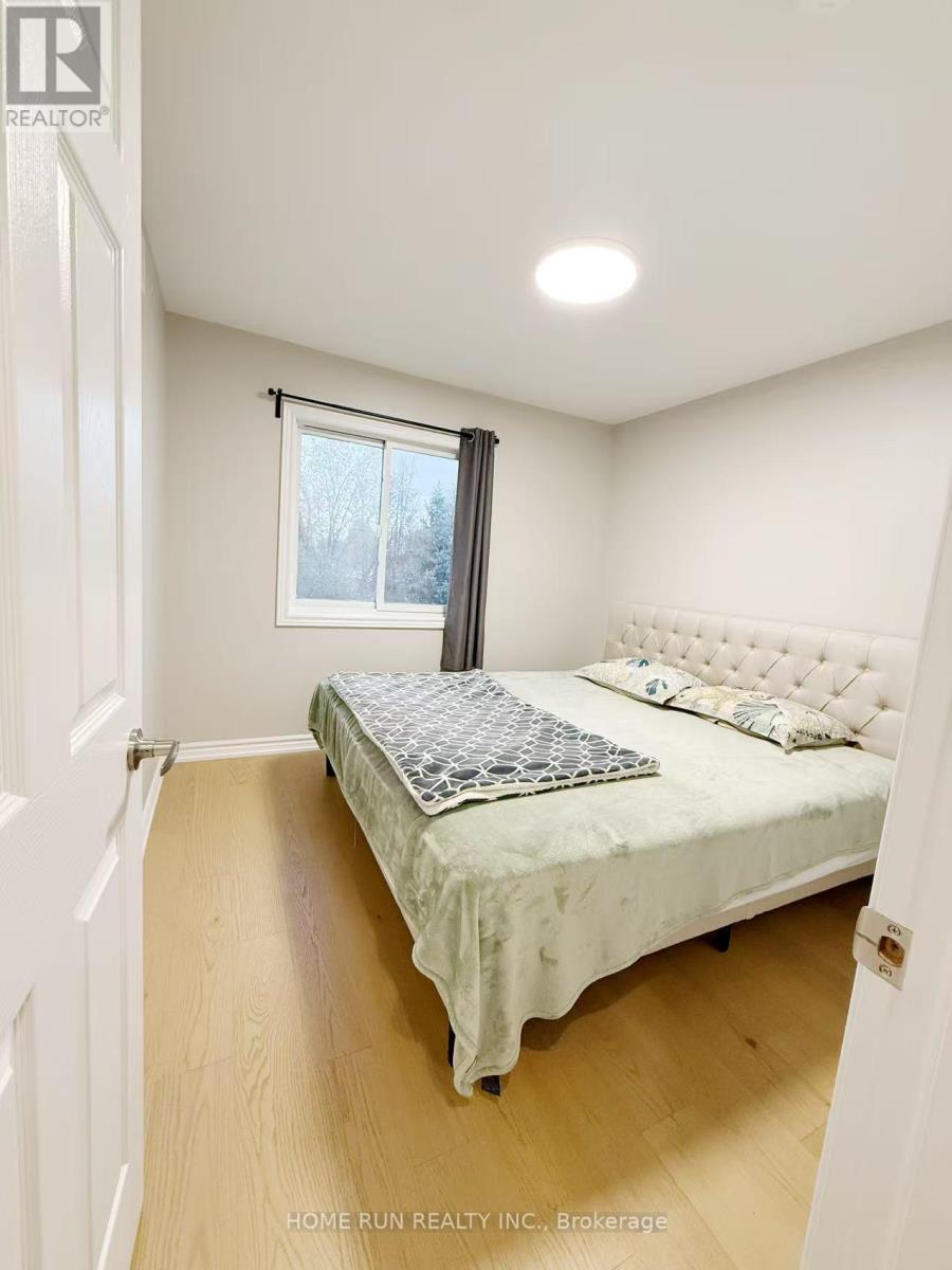 63 Banchory Crescent, Ottawa, Ontario  K2K 2V3 - Photo 14 - X12506262