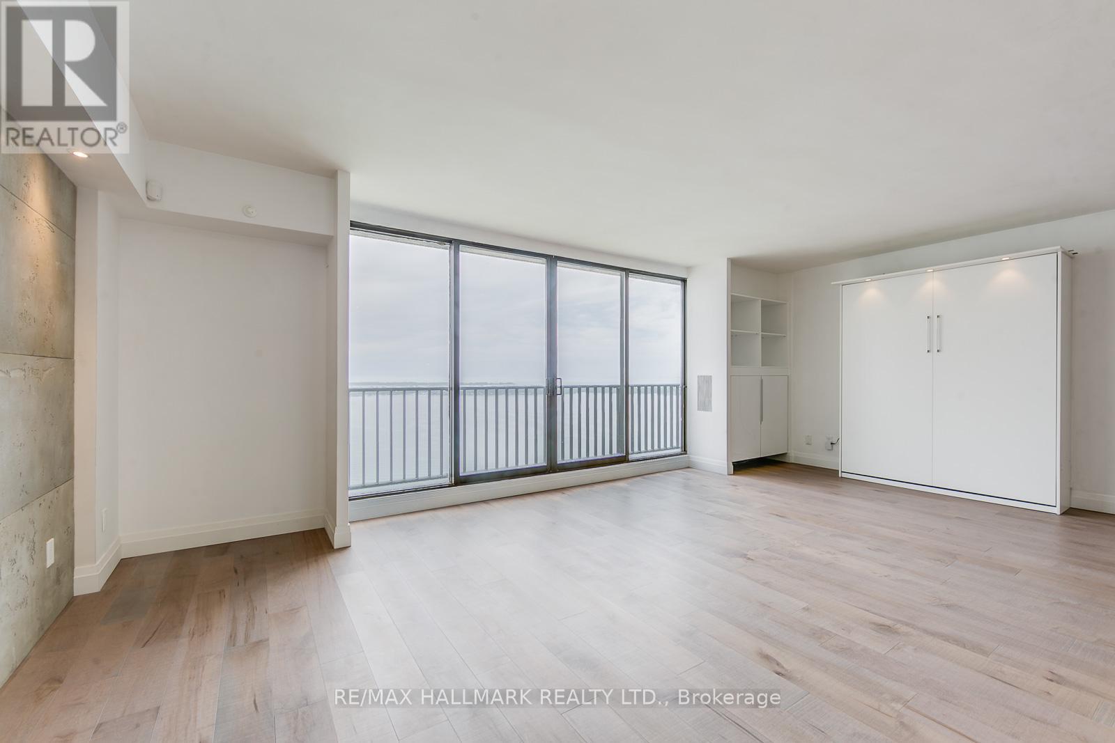 2623 - 33 Harbour Square, Toronto, Ontario M5J 2G2 - Photo 10 - C12506326