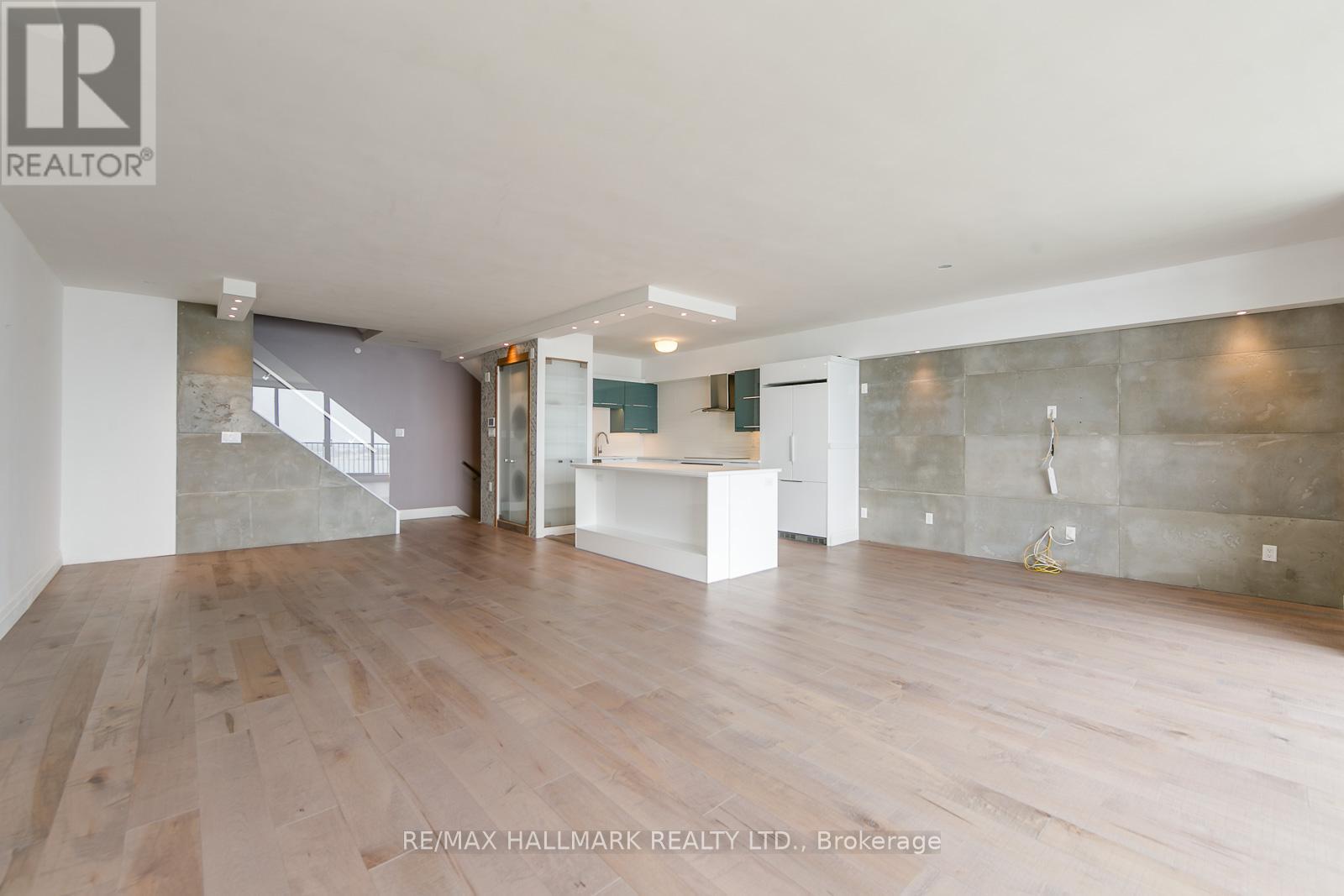 2623 - 33 Harbour Square, Toronto, Ontario M5J 2G2 - Photo 13 - C12506326