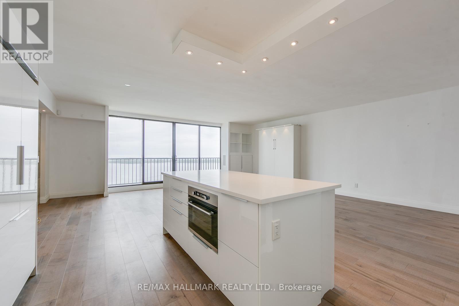 2623 - 33 Harbour Square, Toronto, Ontario M5J 2G2 - Photo 16 - C12506326