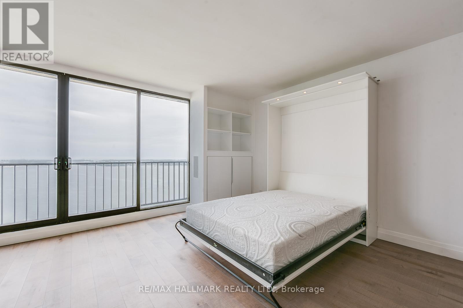 2623 - 33 Harbour Square, Toronto, Ontario M5J 2G2 - Photo 17 - C12506326