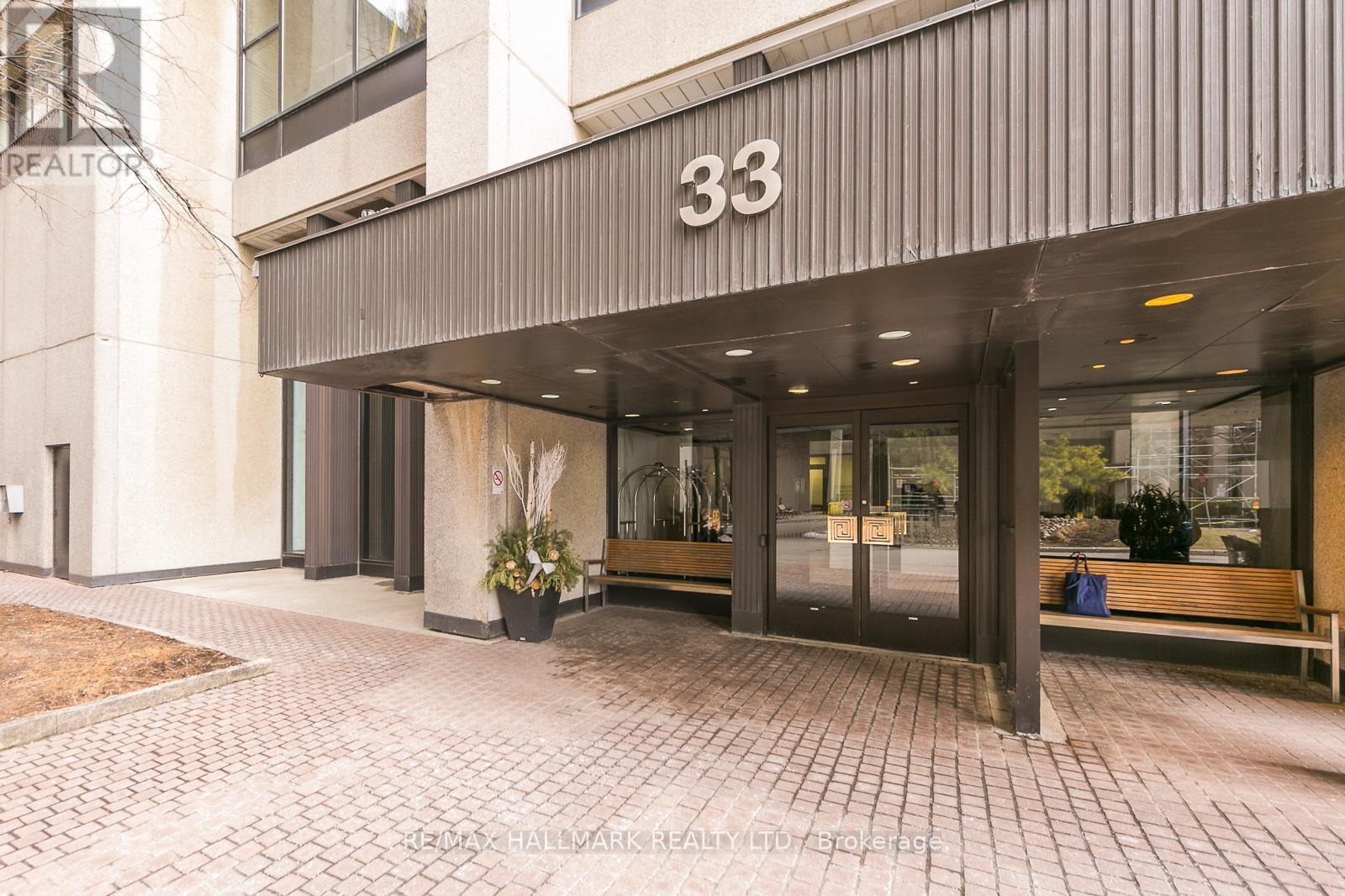 2623 - 33 Harbour Square, Toronto, Ontario M5J 2G2 - Photo 2 - C12506326