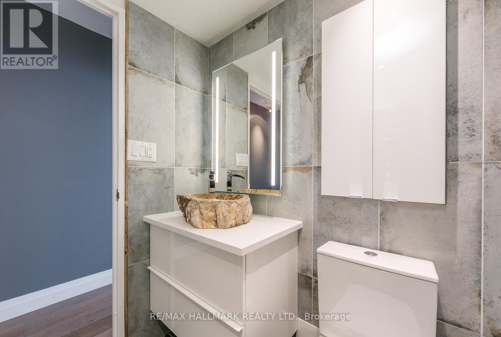 2623 - 33 Harbour Square, Toronto, Ontario M5J 2G2 - Photo 22 - C12506326