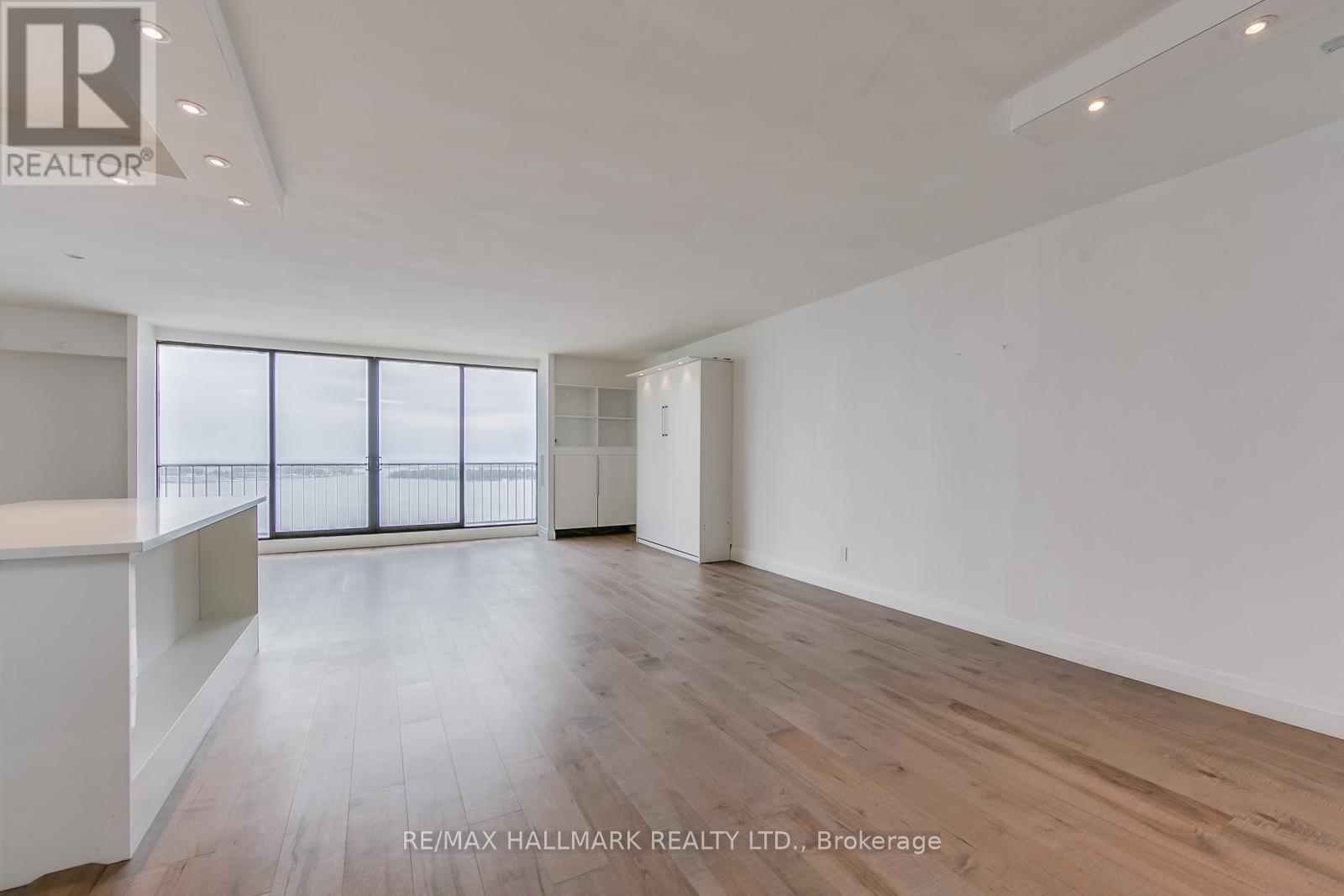 2623 - 33 Harbour Square, Toronto, Ontario M5J 2G2 - Photo 4 - C12506326