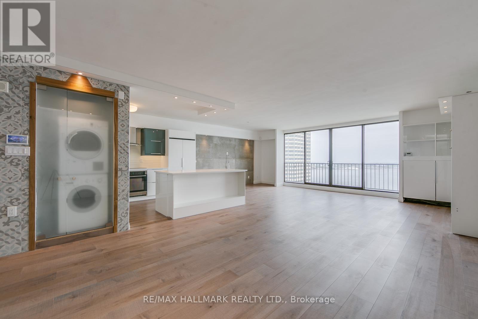 2623 - 33 Harbour Square, Toronto, Ontario M5J 2G2 - Photo 5 - C12506326