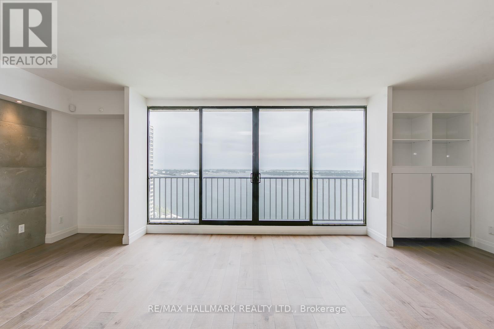 2623 - 33 Harbour Square, Toronto, Ontario M5J 2G2 - Photo 9 - C12506326