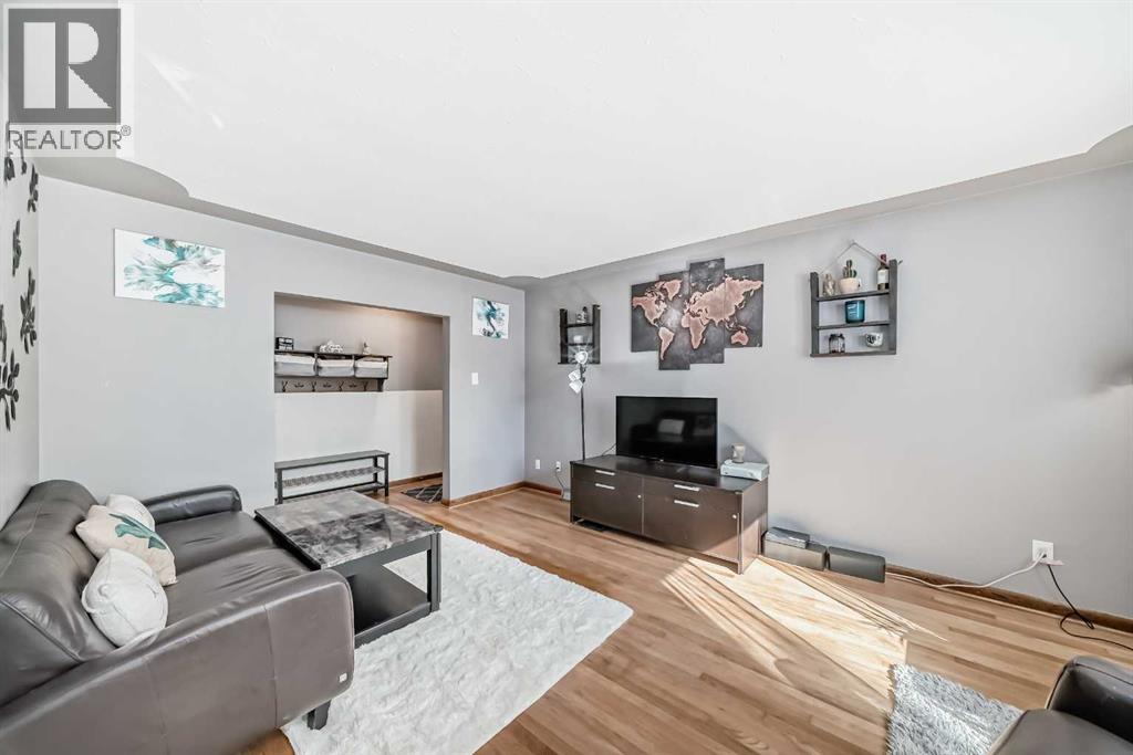 1011 18a Street Ne, Calgary, Alberta  T2E 4W3 - Photo 6 - A2252907