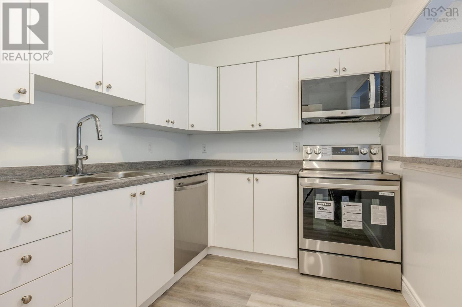 103 31 River Lane, Bedford, Nova Scotia  B4A 3Y7 - Photo 6 - 202521423