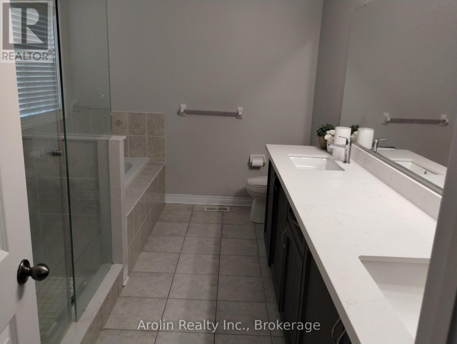 18 Gastonia Road, Brampton, Ontario  L7A 4M8 - Photo 13 - W12506452