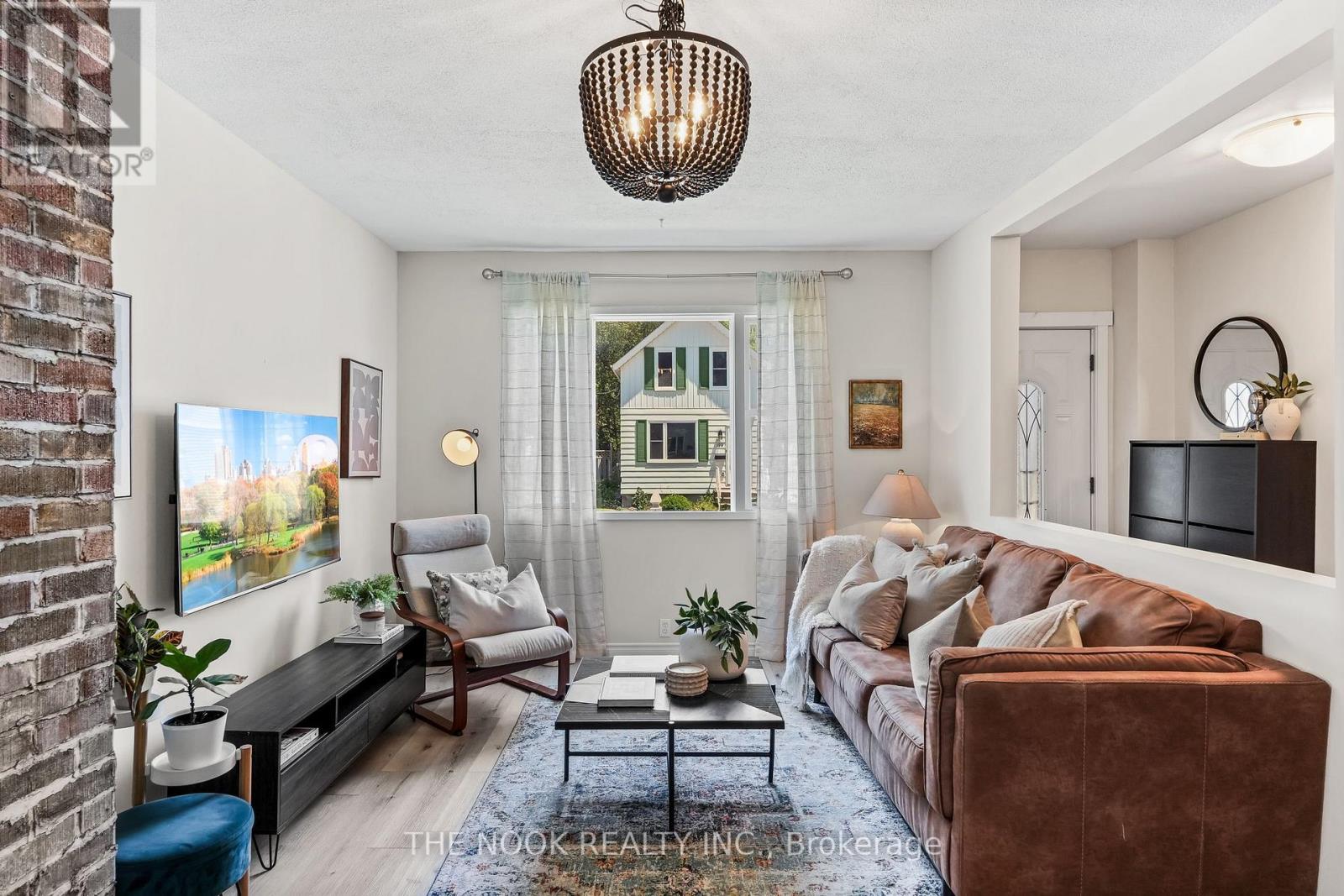 Property at 200 COURT STREET image 3