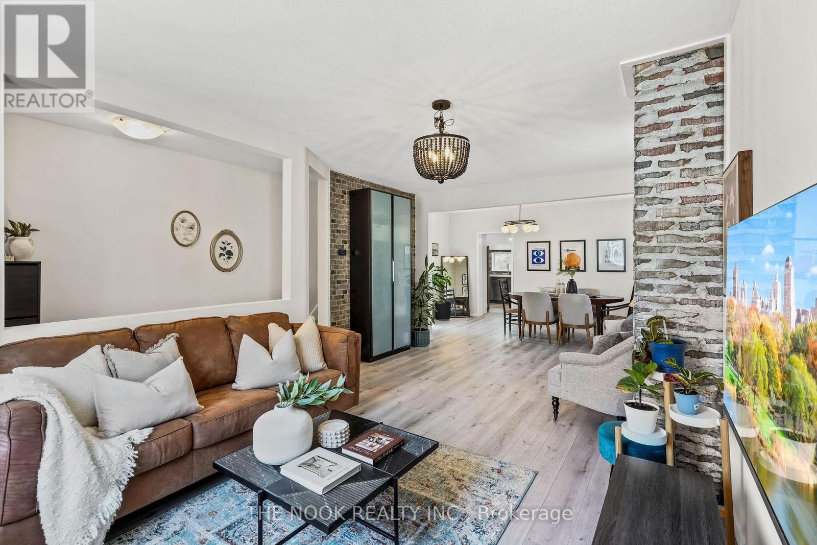 Property at 200 COURT STREET image 4