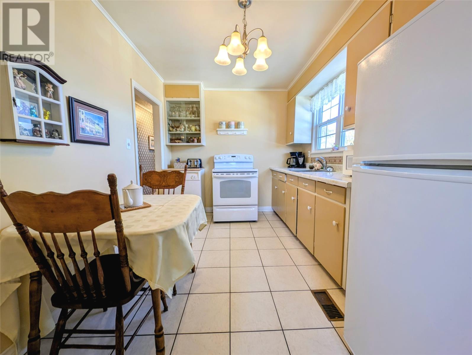 24 Second Avenue, Corner Brook, Newfoundland & Labrador  A2H 2J4 - Photo 7 - 1291956